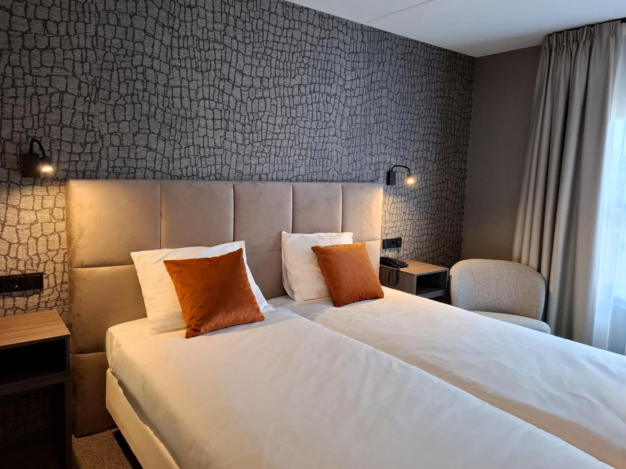 Asteria Hotel 4*